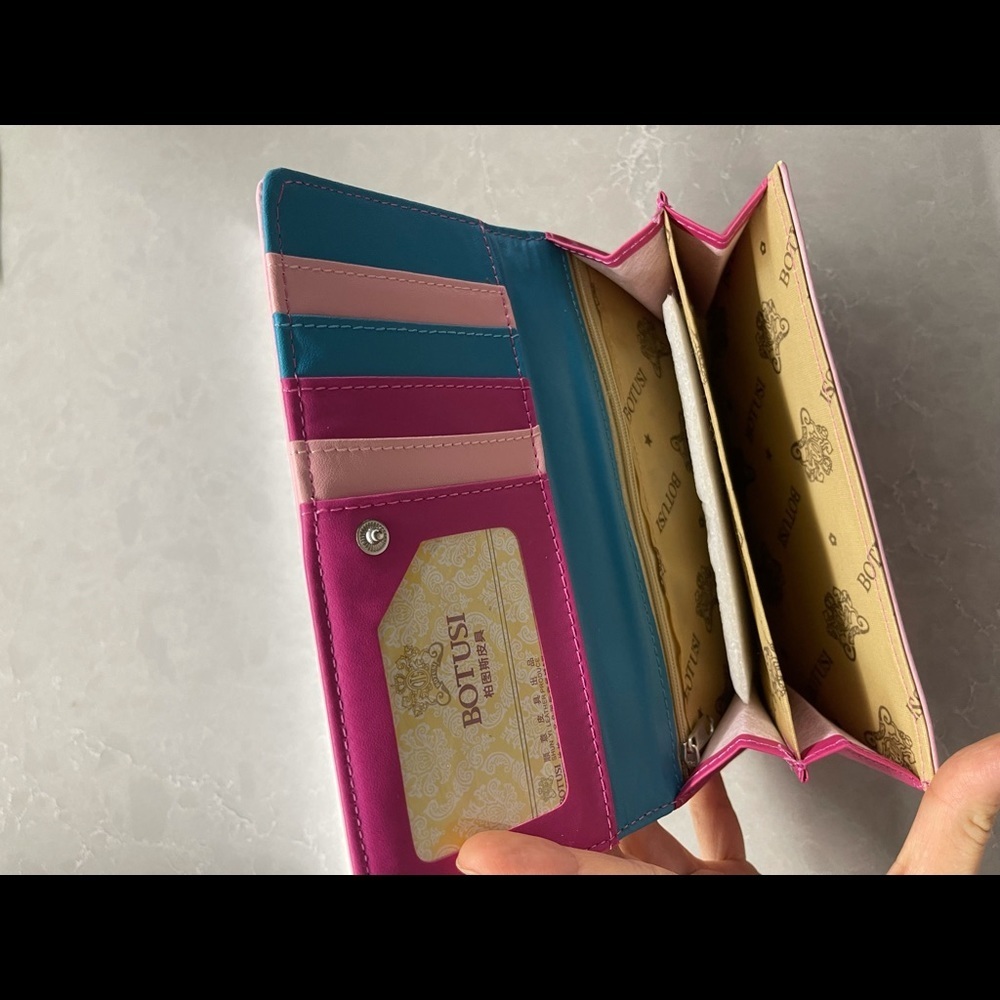 Wallet new - Picture 4 of 5